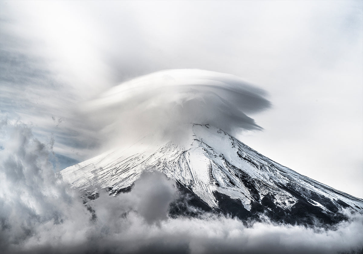 Umbrella cloud fuji Poster