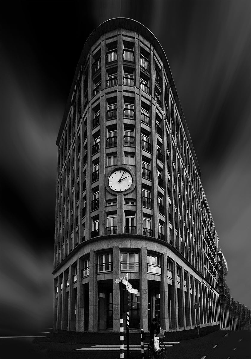 Hotel Amadi Poster
