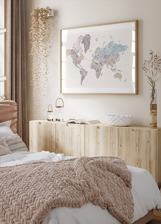 Mahler highly detailed world map with cities Poster