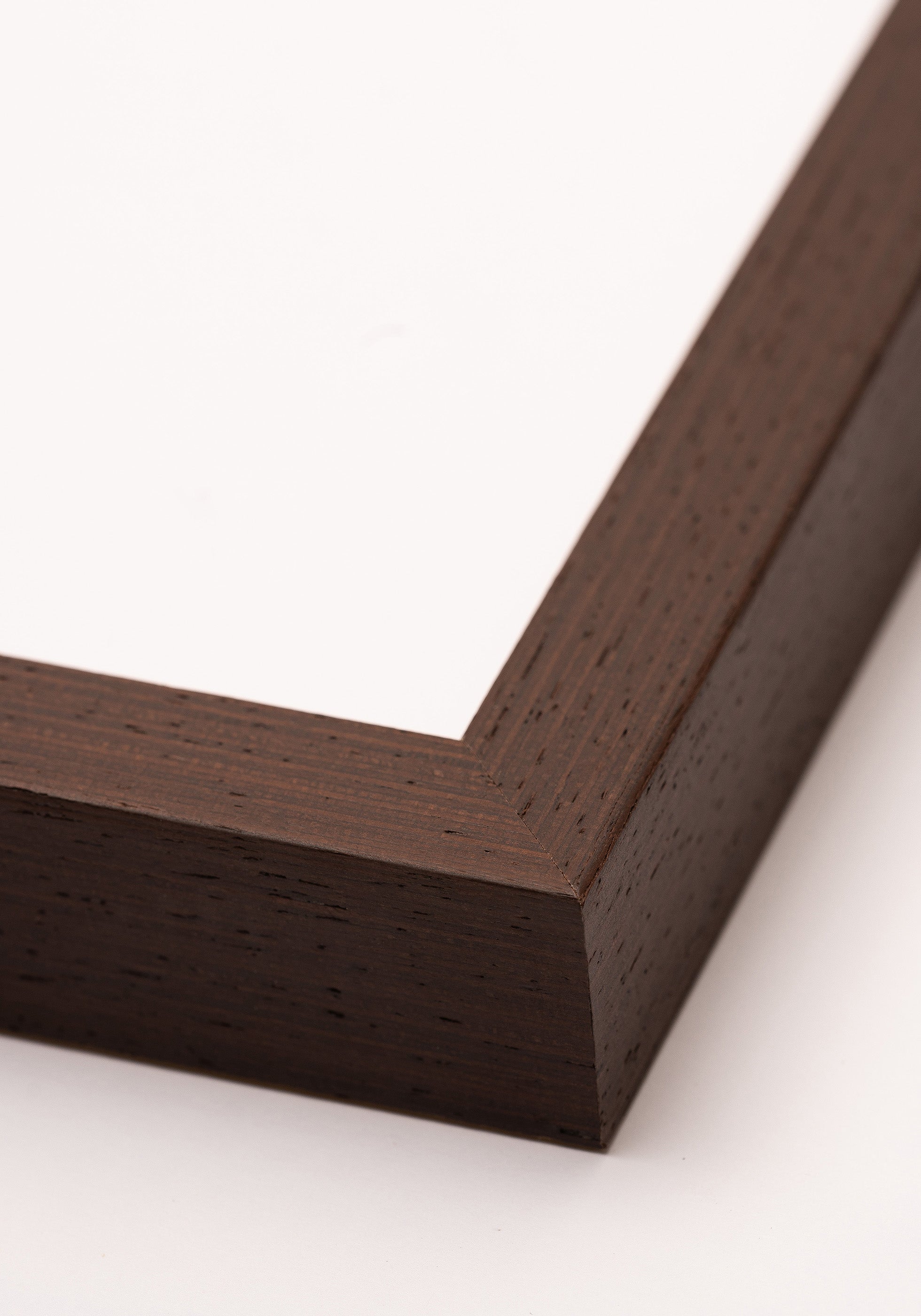 Premium Wood frame Nielsen Dark Oak