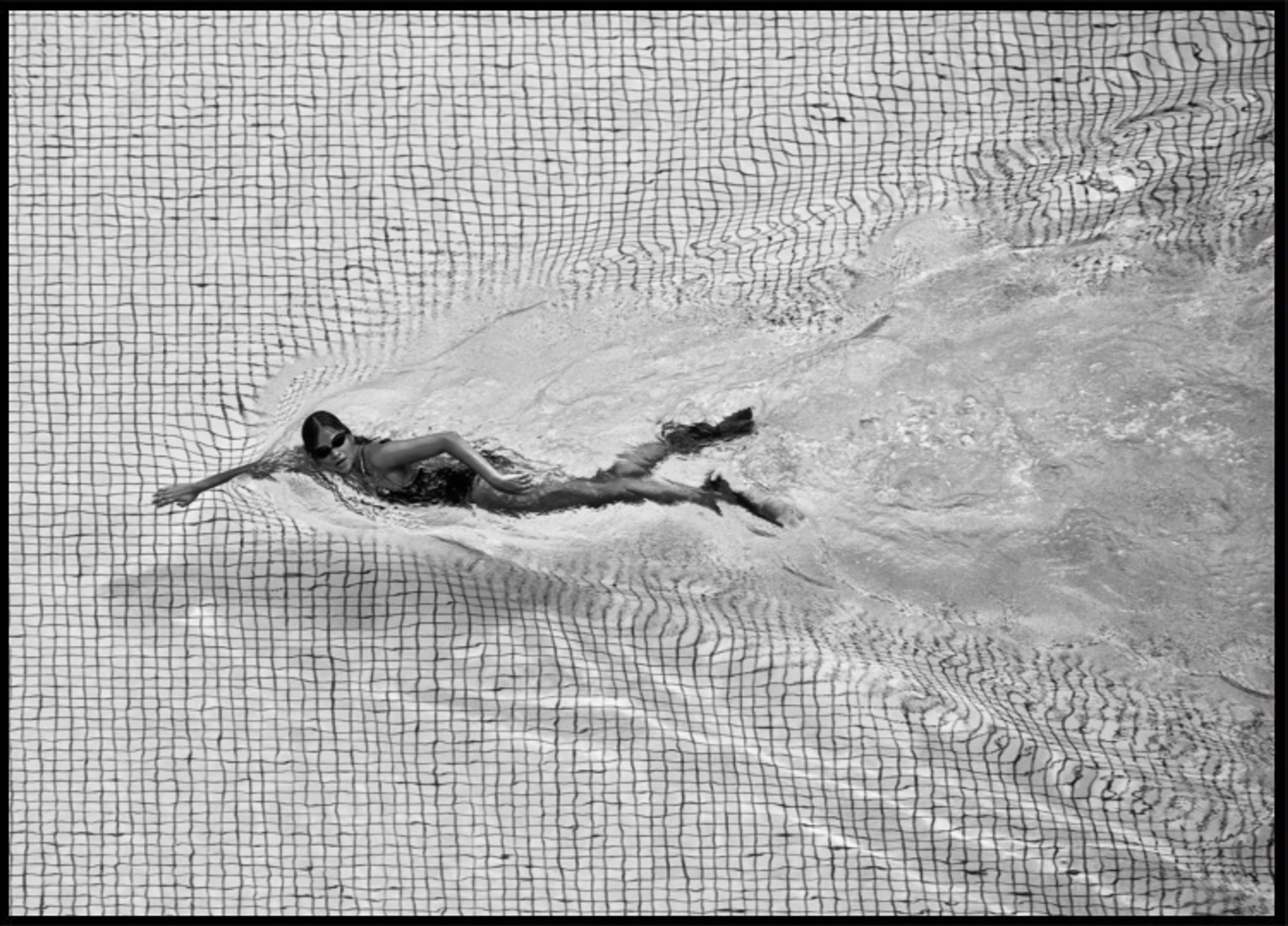Dynamic Pool Swimmer